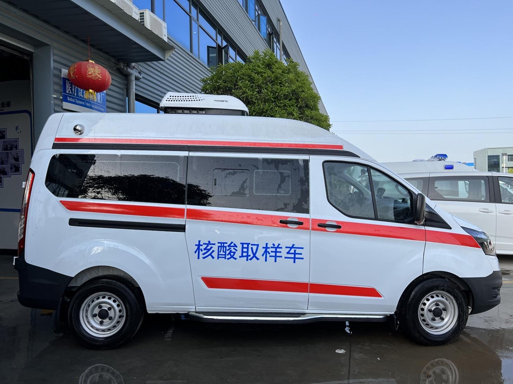 雙窗口福特V362核酸采樣車